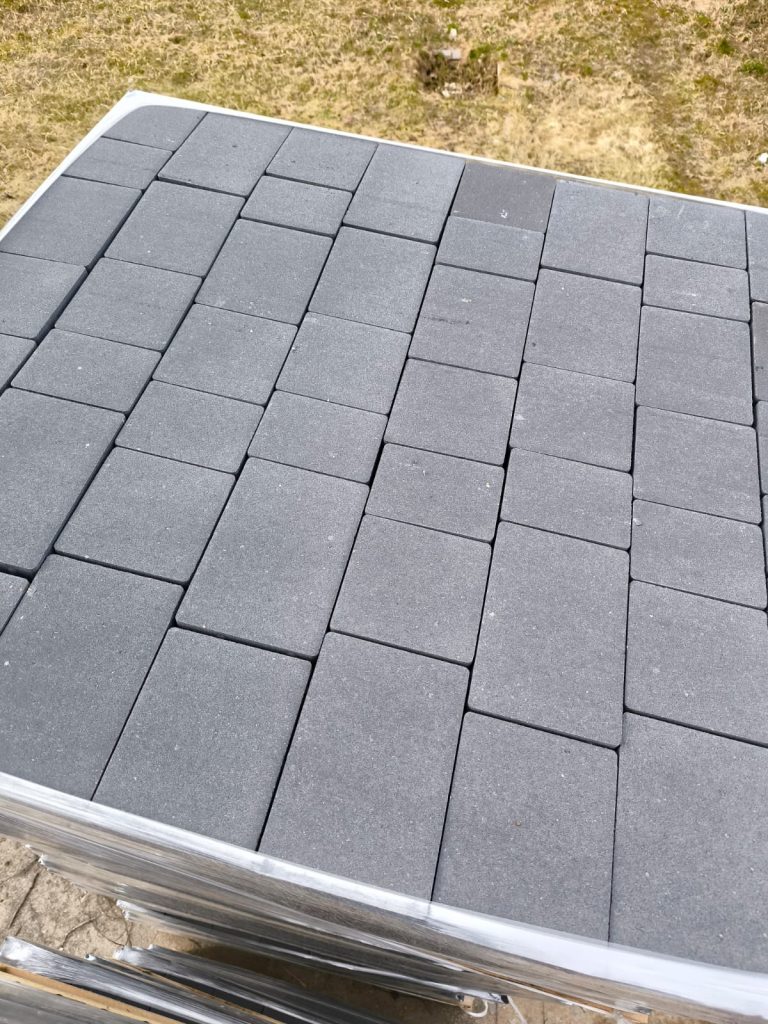 bruģakmens Rustikal